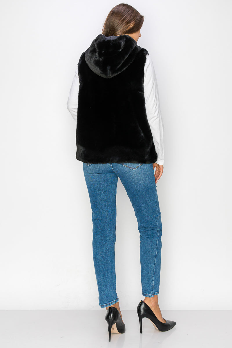 WV0038 RABBIT HOODED FUR VEST