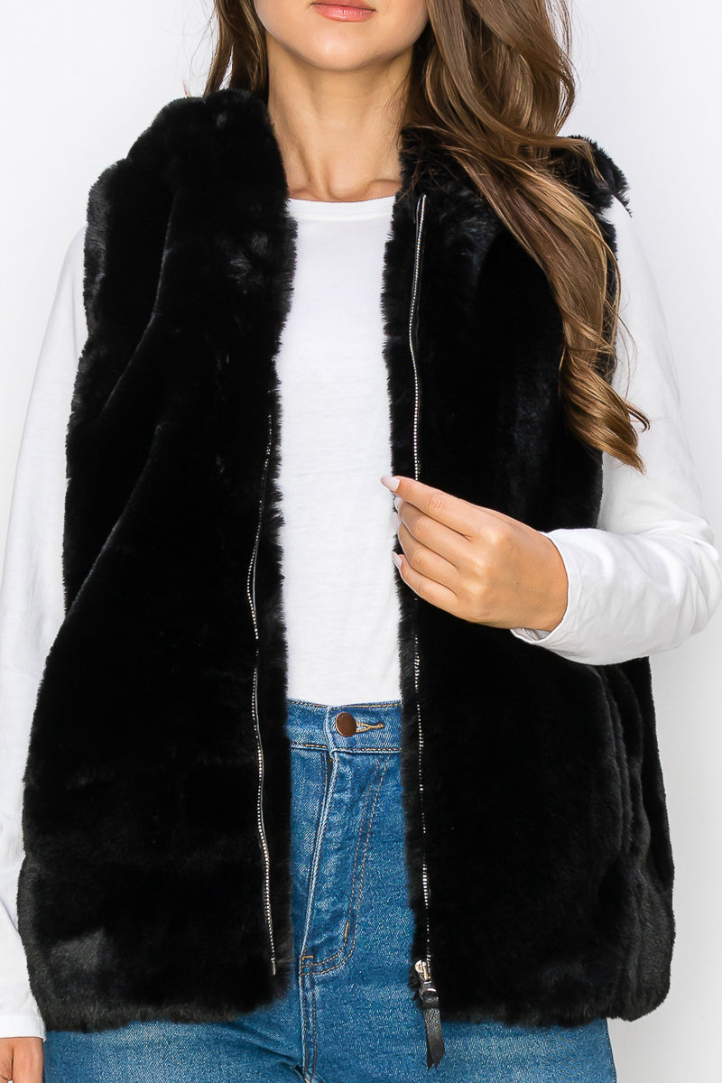 WV0038 RABBIT HOODED FUR VEST