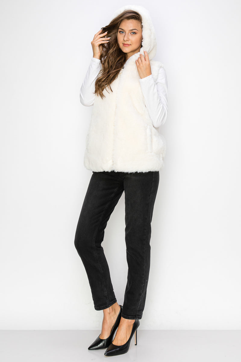 WV0038 RABBIT HOODED FUR VEST